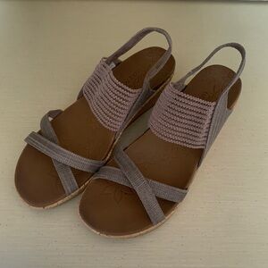 Sketchers Luxe Foam Sandals